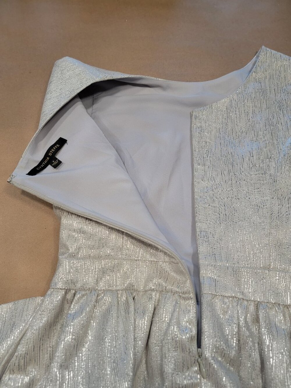 Cynthia Steffe Size 2 Silver Metallic Fit & Flare Cocktail Dress - Picture 13 of 15